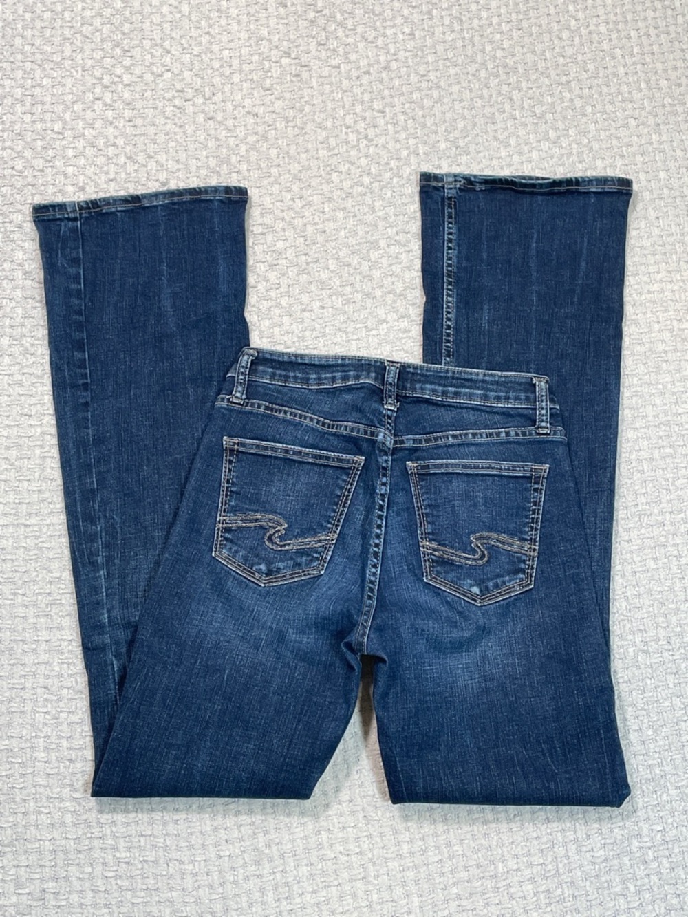 Women’s Silver Jeans Mazy Bootcut Jeans Dark Wash Size 26x33
